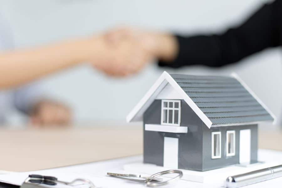 comment augmenter quand on est mandataire immobilier